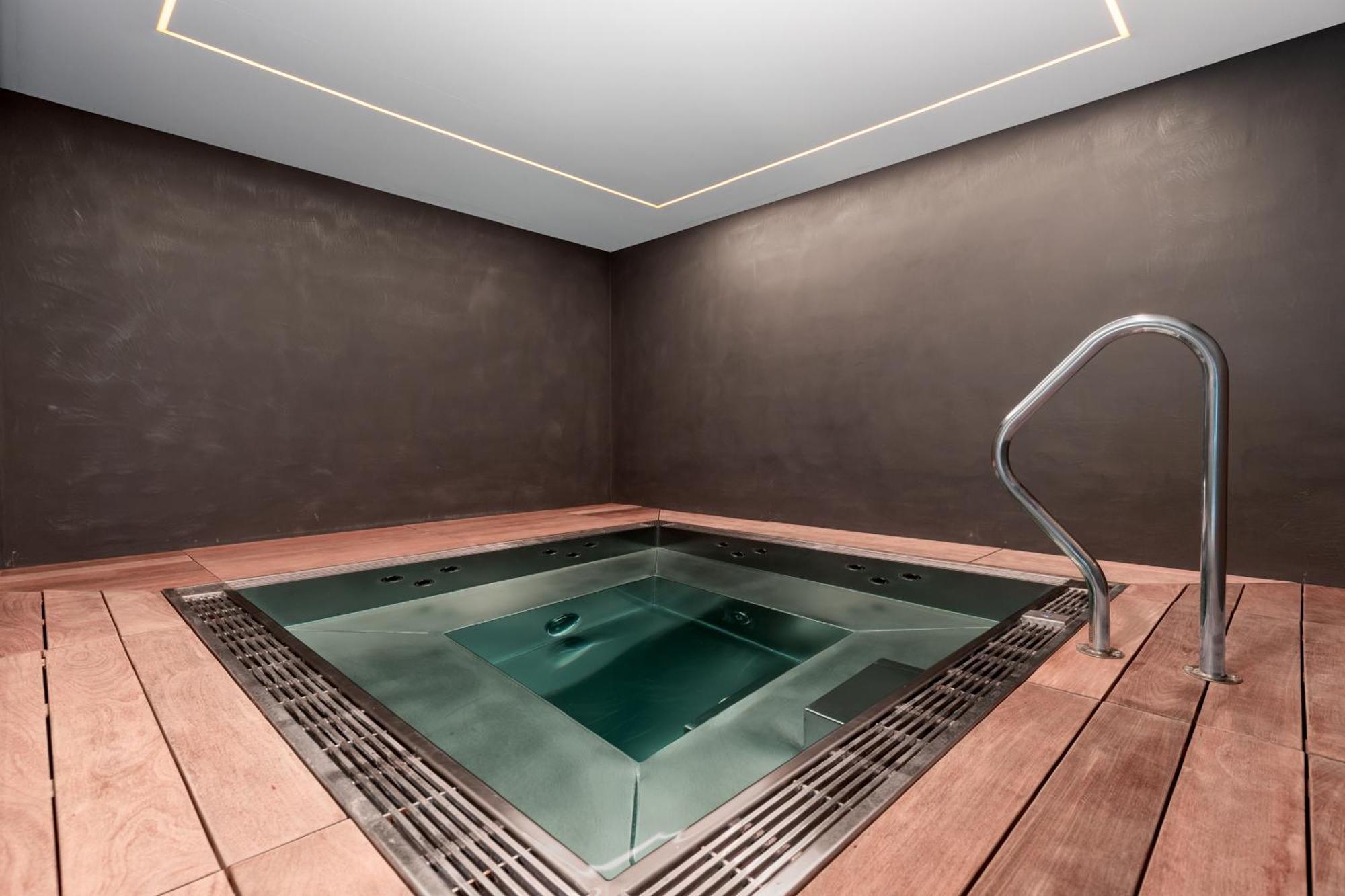 Aloft Hotel, By Marriott 4*